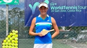 Natalia Pérez se proclama campeona de torneo de tenis en Costa Rica